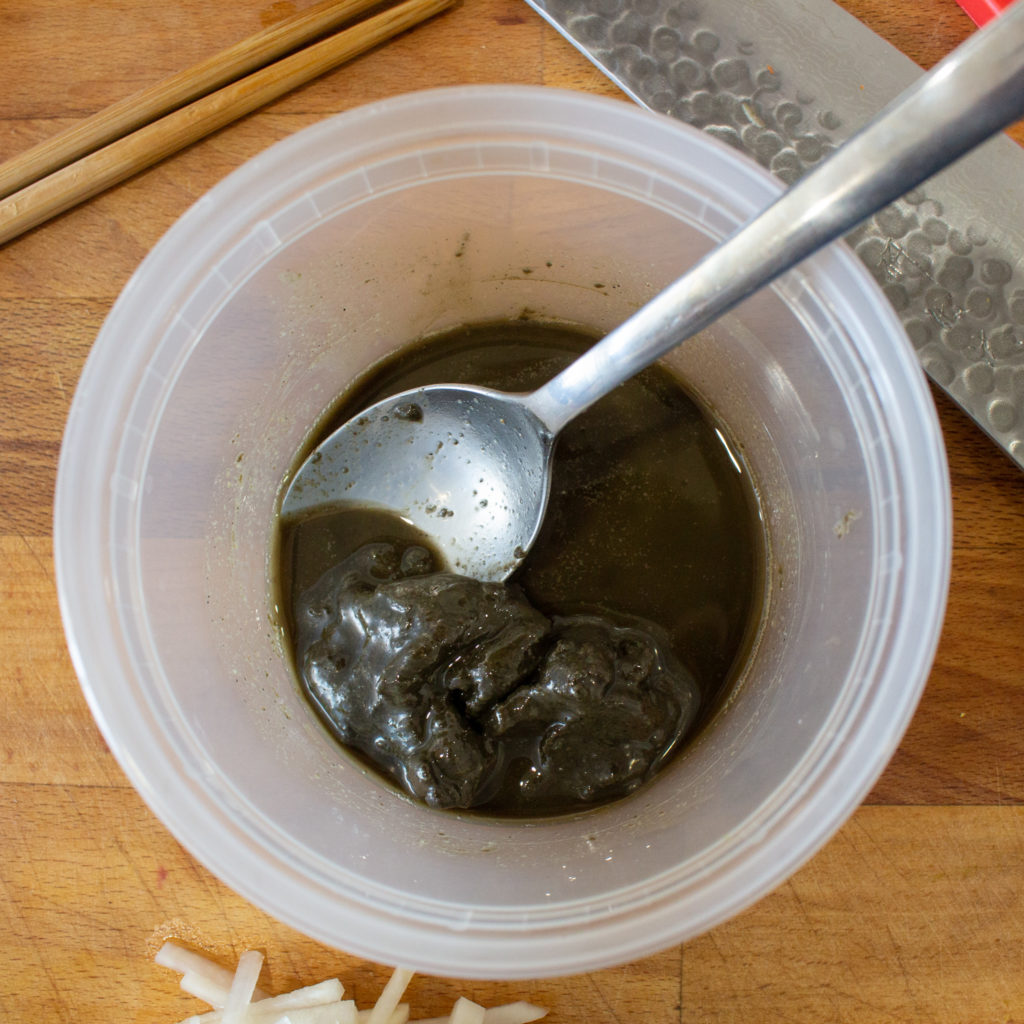 Sesame sauce for hot dry noodles