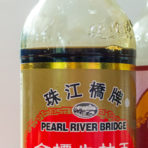 Pearl River Bridge superior light soy sauce 珠江桥牌 金标生抽王