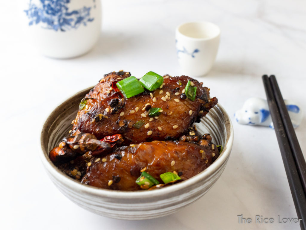 Sichuan (Chongqing) dry pepper baked chicken wings 重庆辣子烤鸡翅