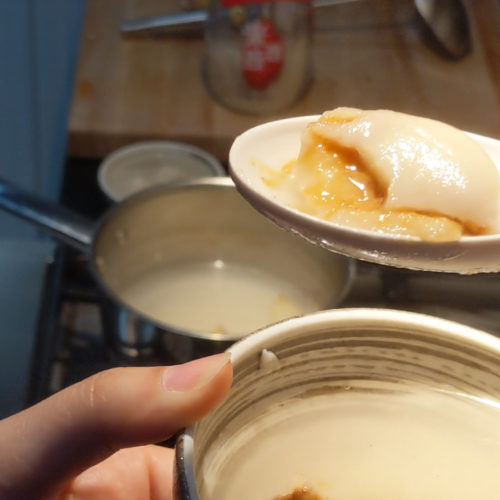 Peanut butter tangyuan 花生酱汤圆